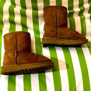 Baby / Toddler Ugg boots size 8